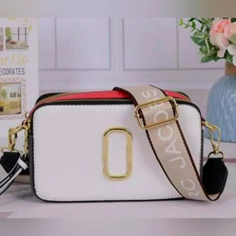 Snapshot camera bag